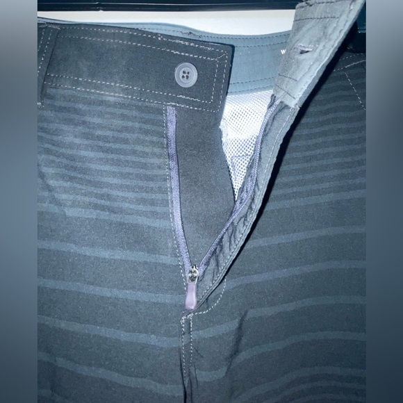 Men’s boarding shorts - Picture 4 of 10